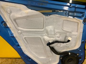 Стеклоподъемник задн. лев. NISSAN LEAF 18-
