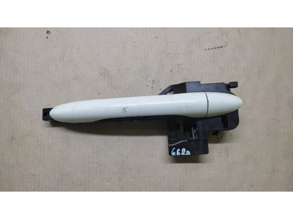 83651-A9000 | Ручка двері зовнішня задн. прав. KIA SEDONA 14-18