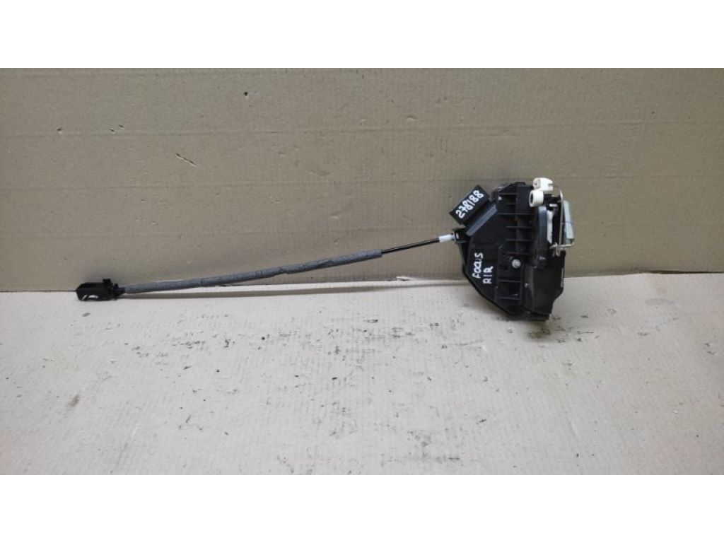 F1EZ-5426412-A | Замок двері задн. прав. FORD FOCUS 10-18