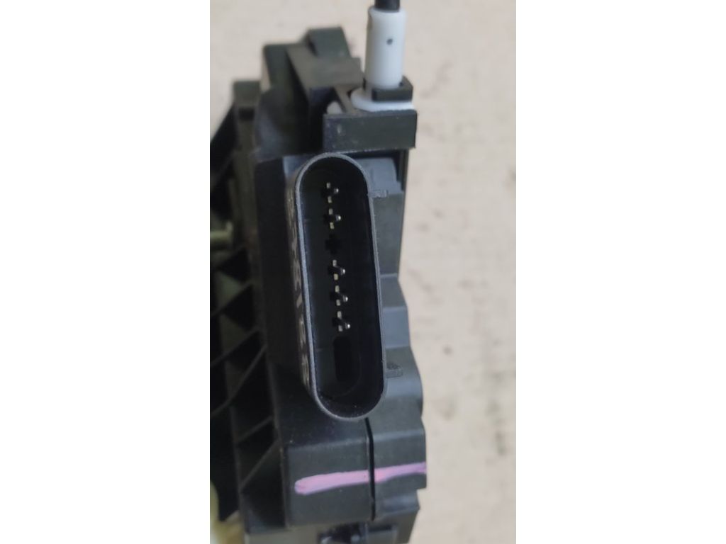 F1EZ-5426412-A | Замок двері задн. прав. FORD FOCUS 10-18 - Фото 3