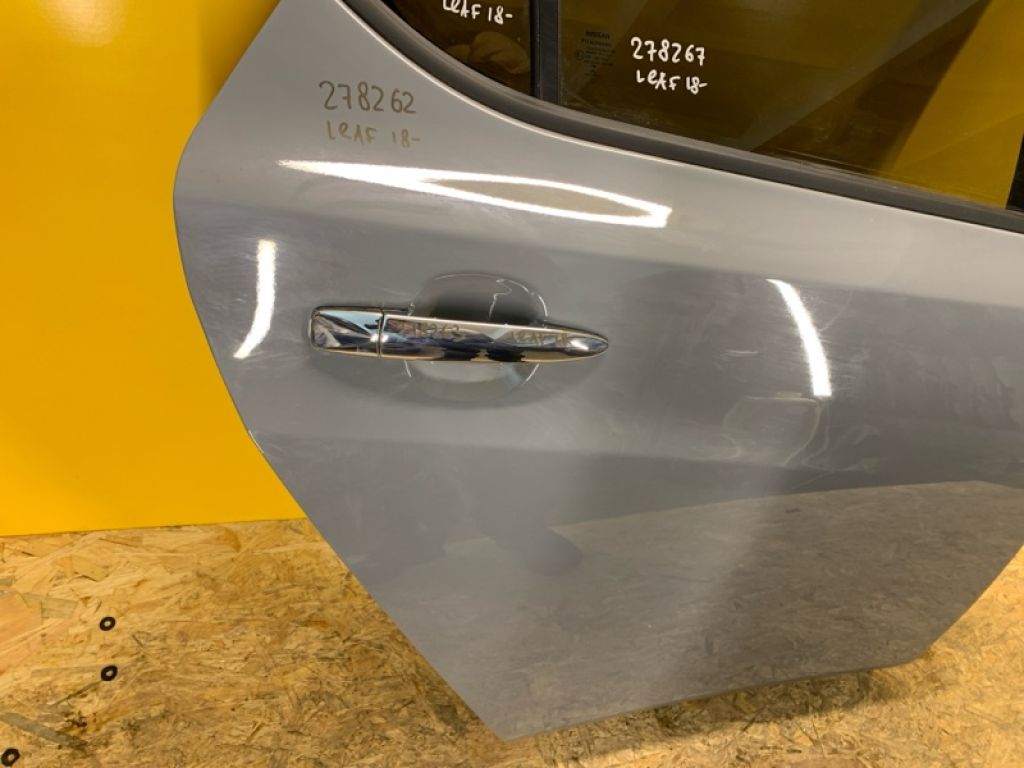 82100-5SF0A | Двері задн. прав. NISSAN LEAF 18- - Фото 3