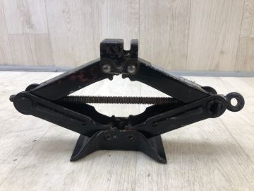 Домкрат MAZDA 3 BK 03-08