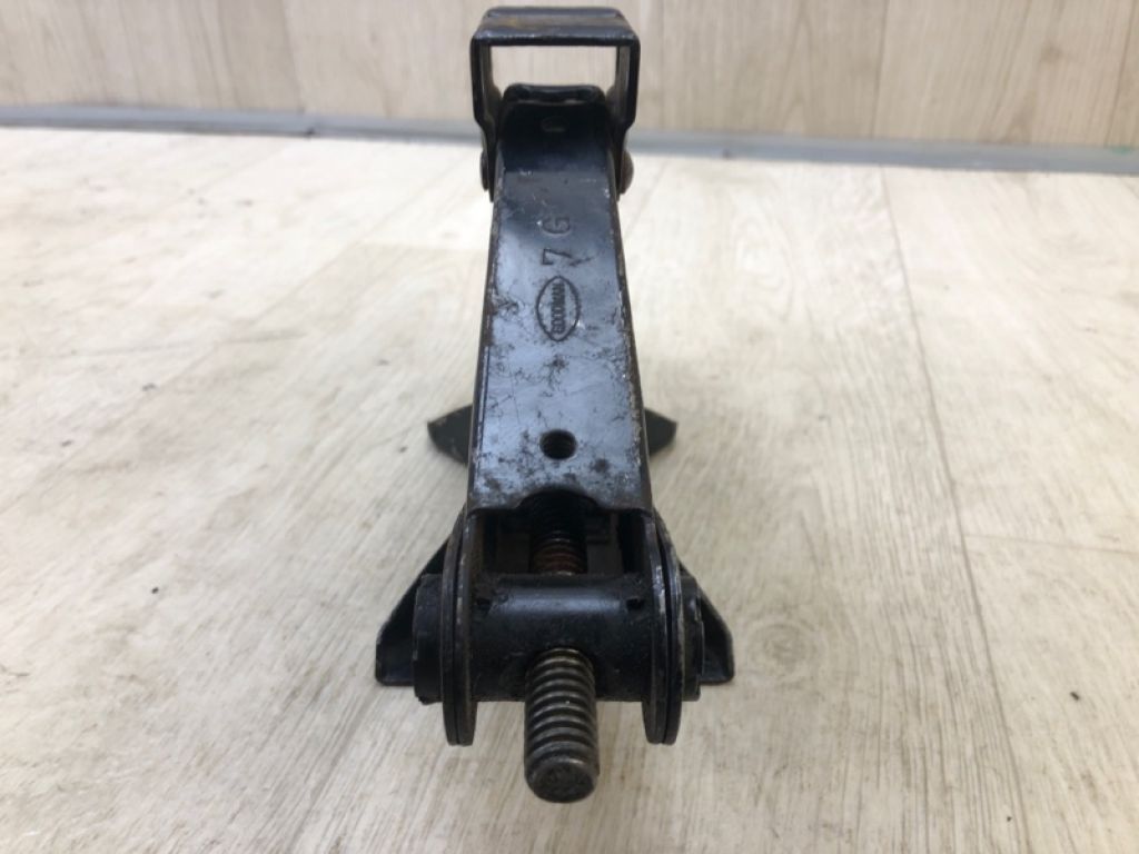 GJ6A-37-790A | Домкрат MAZDA 3 BK 03-08 - Фото 7