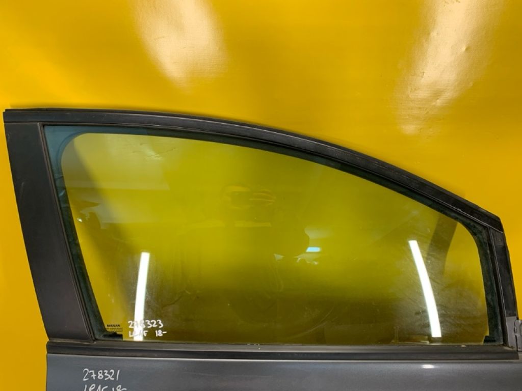 80300-5SF0A | Стекло двери передн. прав. NISSAN LEAF 18-