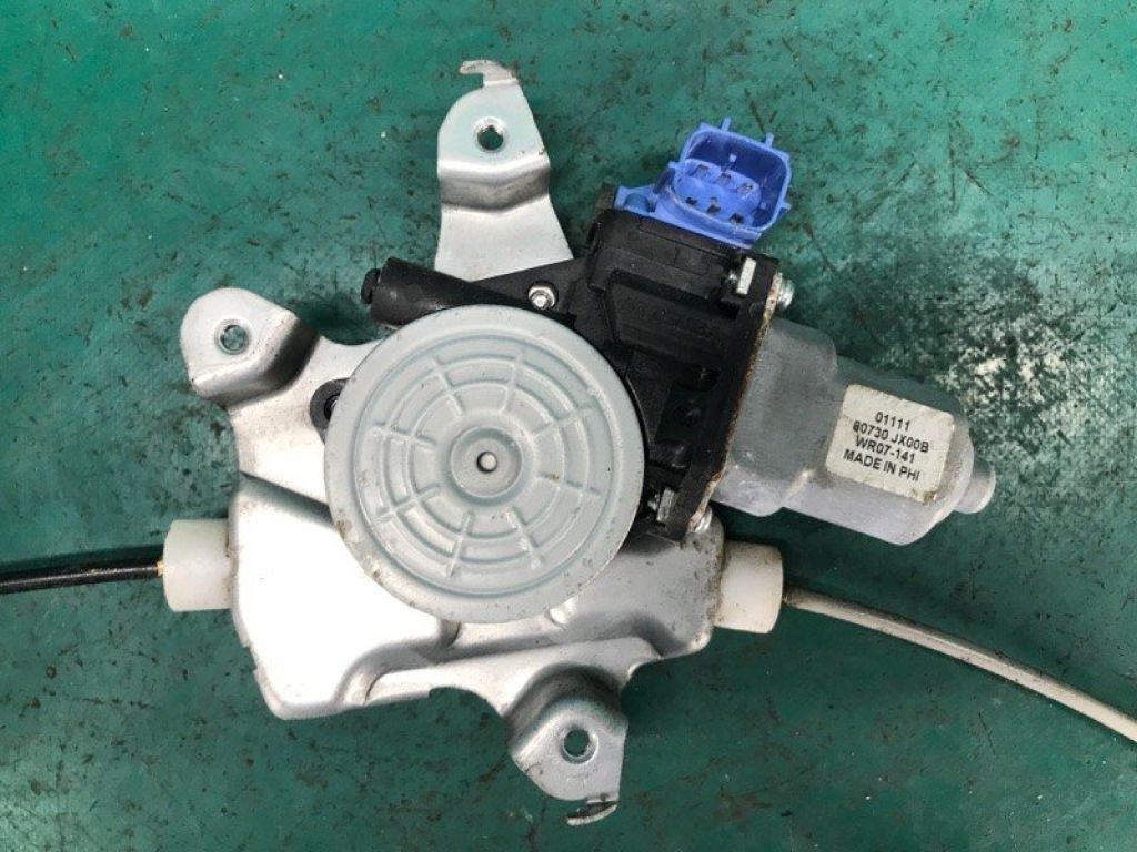 80720-3NA0A | Стеклоподъемник передн. прав. NISSAN LEAF 10-17 - Фото 2