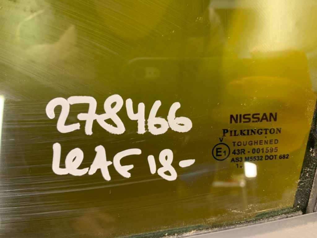 82301-3NF1A | Скло дверей задн. лів. NISSAN LEAF 18- - Фото 2