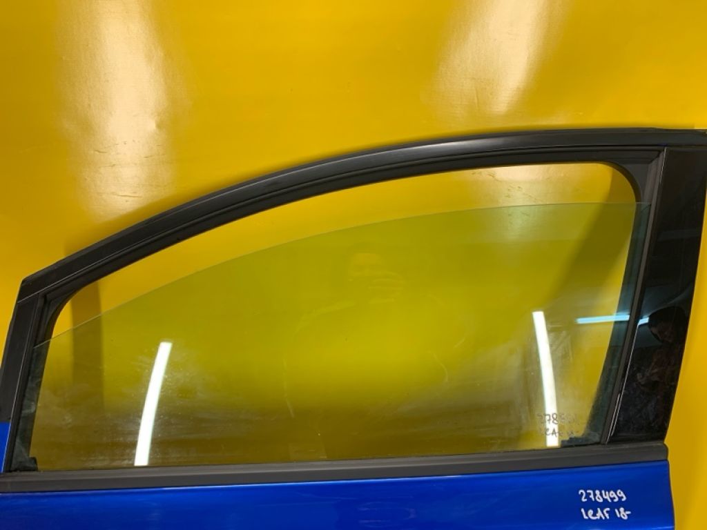 80331-5SF0A | Скло дверей передн. лів. NISSAN LEAF 18-