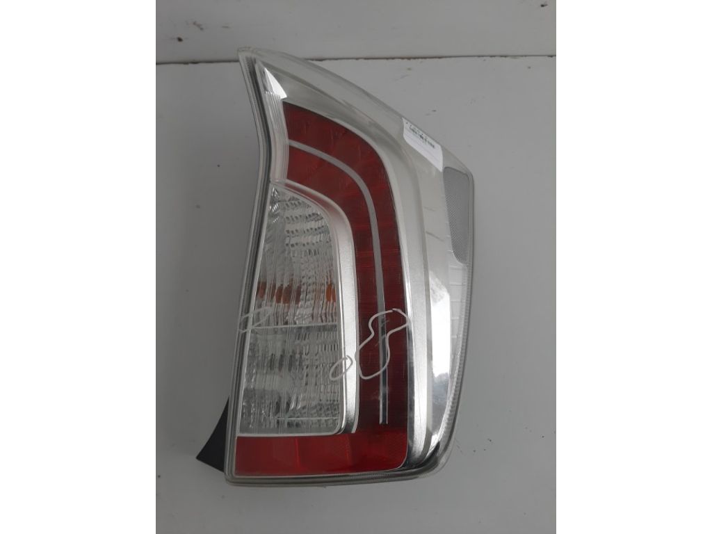 81551-47190 | Ліхтар зовнішній прав. TOYOTA PRIUS - 30 09-17