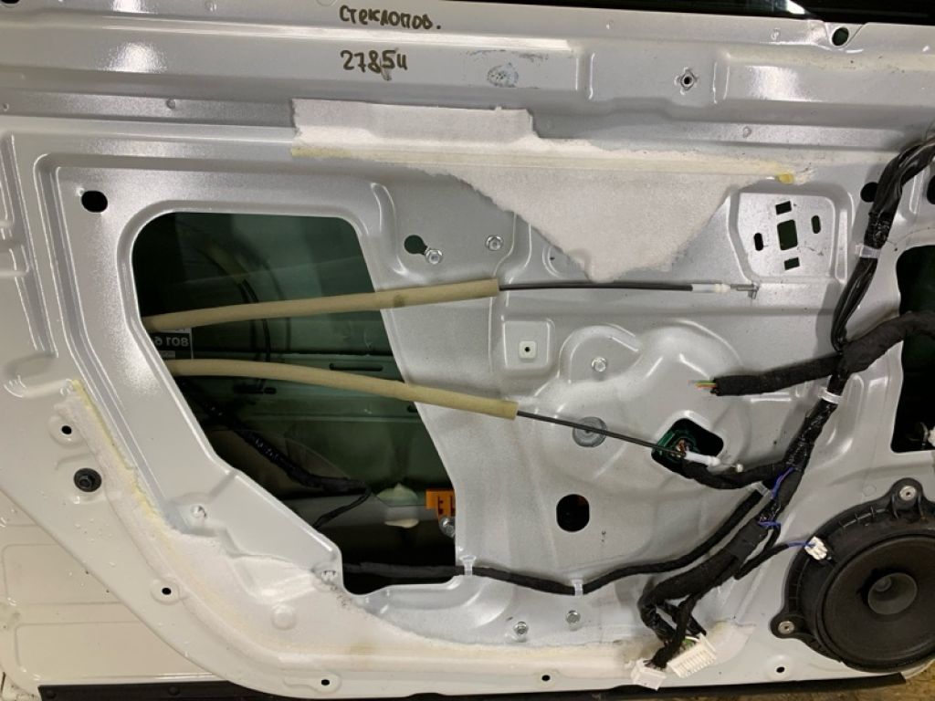 80721-3NF5A | Склопідйомник передн. лів. NISSAN LEAF 18-