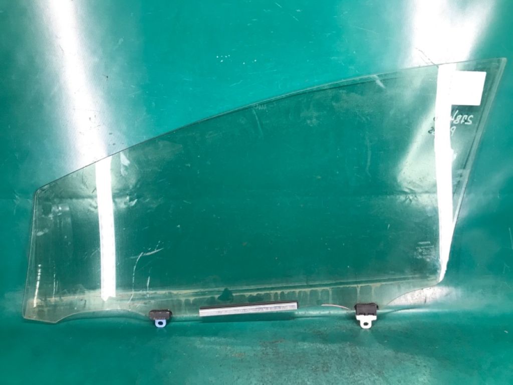 68101-47070 | Стекло двери передн. прав. TOYOTA PRIUS - 30 09-17 - Фото 4