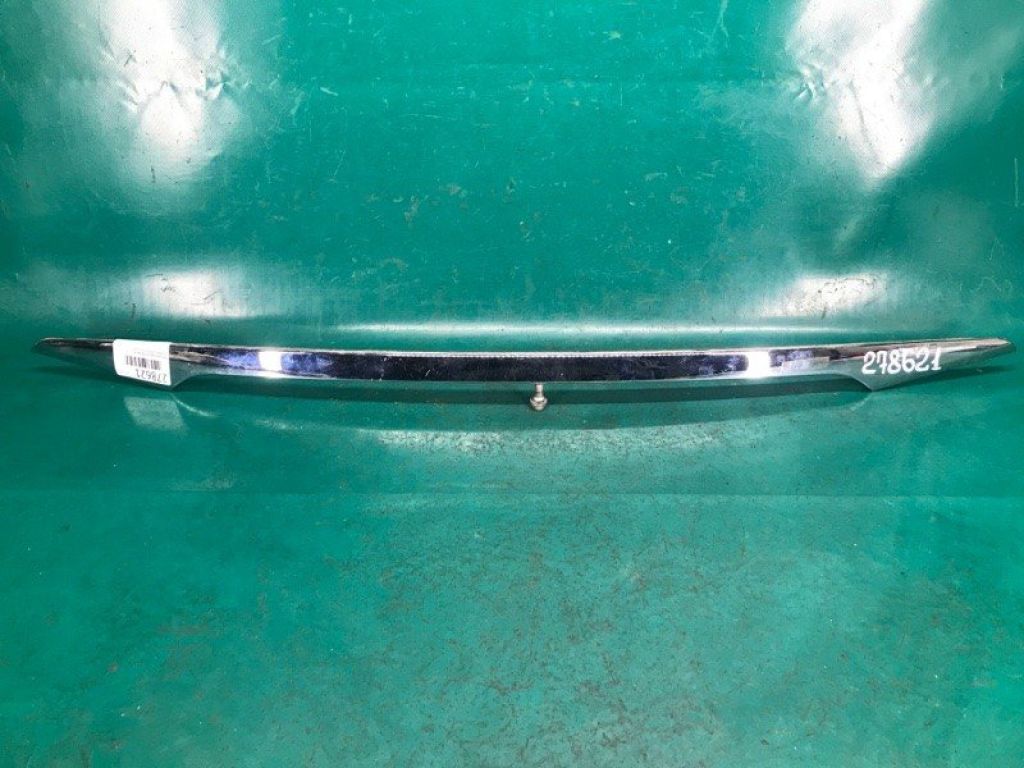 87310-3S000 | Накладка крышки багажника HYUNDAI SONATA YF 10-14