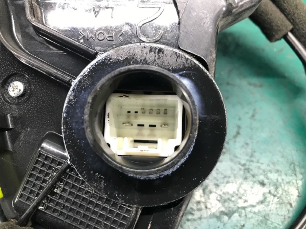 69040-06180 | Замок двері передн. лів. TOYOTA CAMRY 40 06-11 - Фото 4