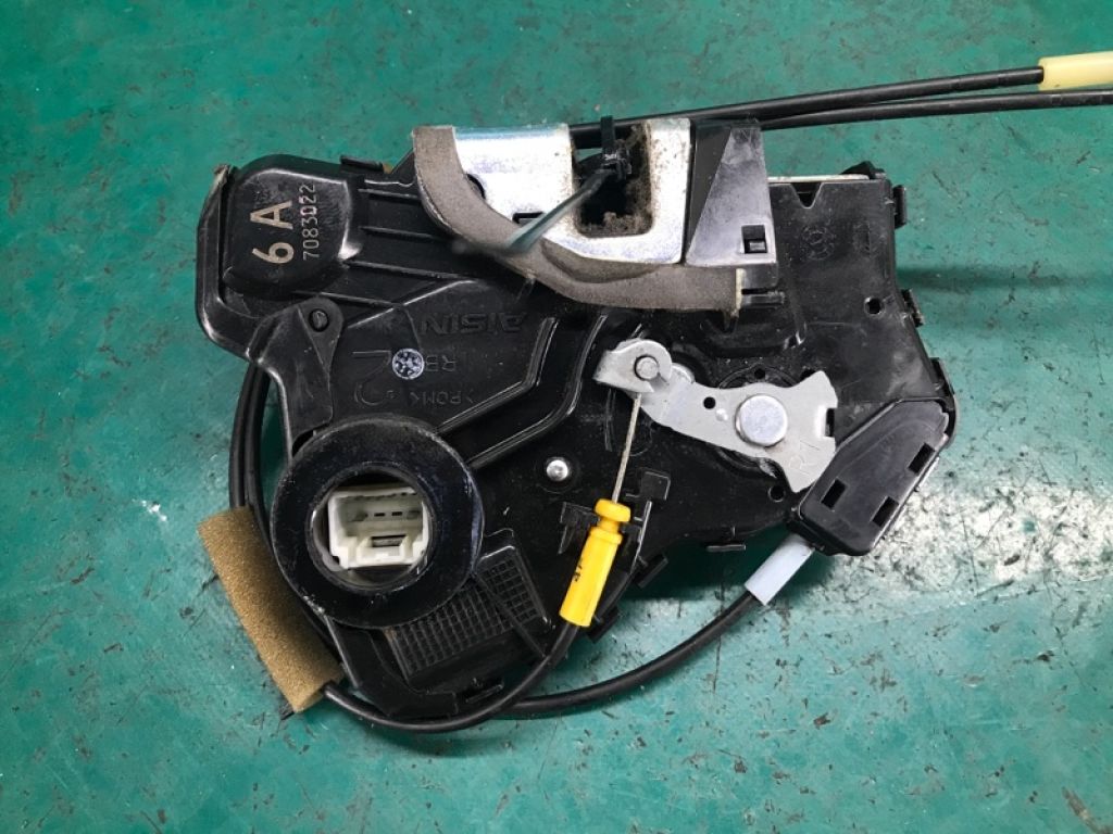 69030-06200 | Замок двері передн. прав. TOYOTA COROLLA 150 06-13 - Фото 3