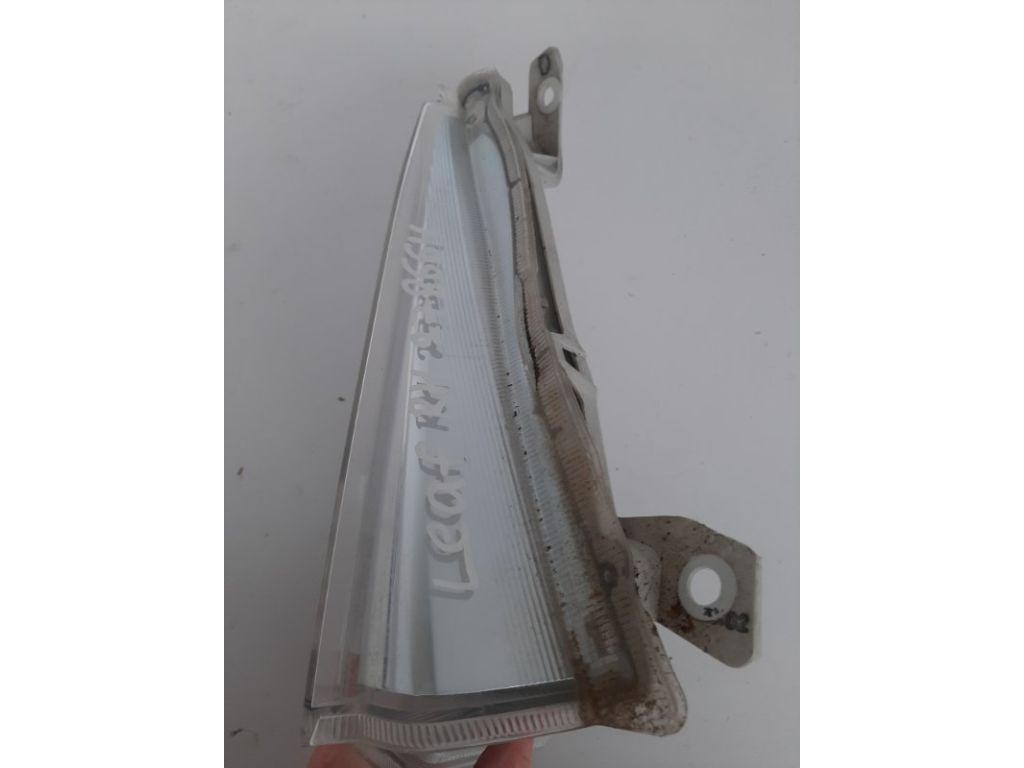 26180-3NL0A | Указатель поворота передн. прав. NISSAN LEAF 10-17 - Фото 3