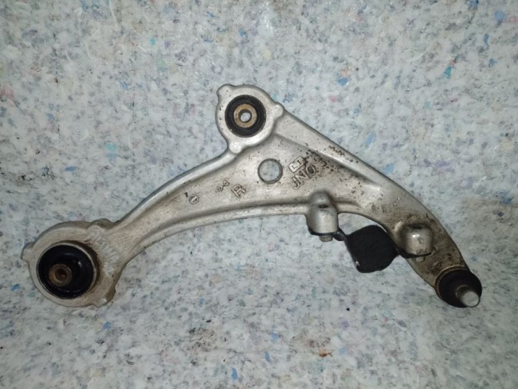 54500-JA00B | Рычаг передней подвески нижний прав. NISSAN ALTIMA L32 07-12