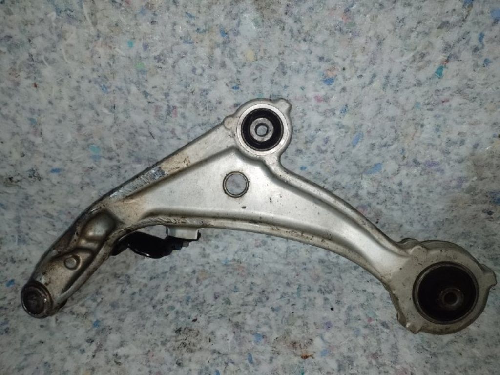 54500-JA00B | Рычаг передней подвески нижний прав. NISSAN ALTIMA L32 07-12 - Фото 2