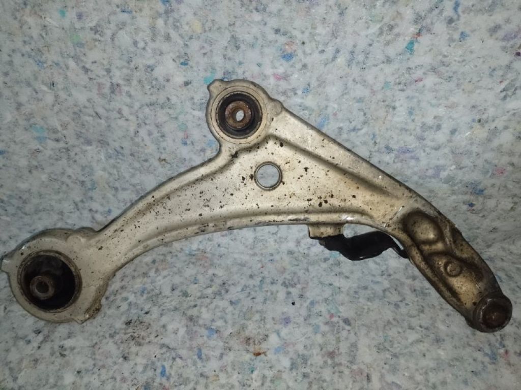 54501-JA00B | Важіль передньої підвіски нижній лів. NISSAN ALTIMA L32 07-12 - Фото 2