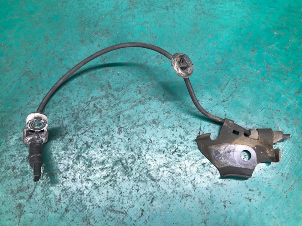 89542-47030 | Датчик ABS передн. TOYOTA PRIUS - 30 09-17