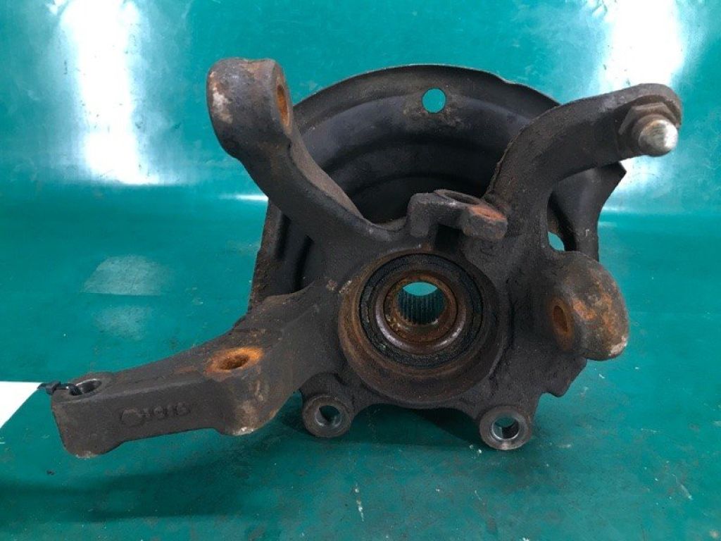 40014-8H300 | Кулак поворотный передн. прав. NISSAN X-TRAIL T30 01-07