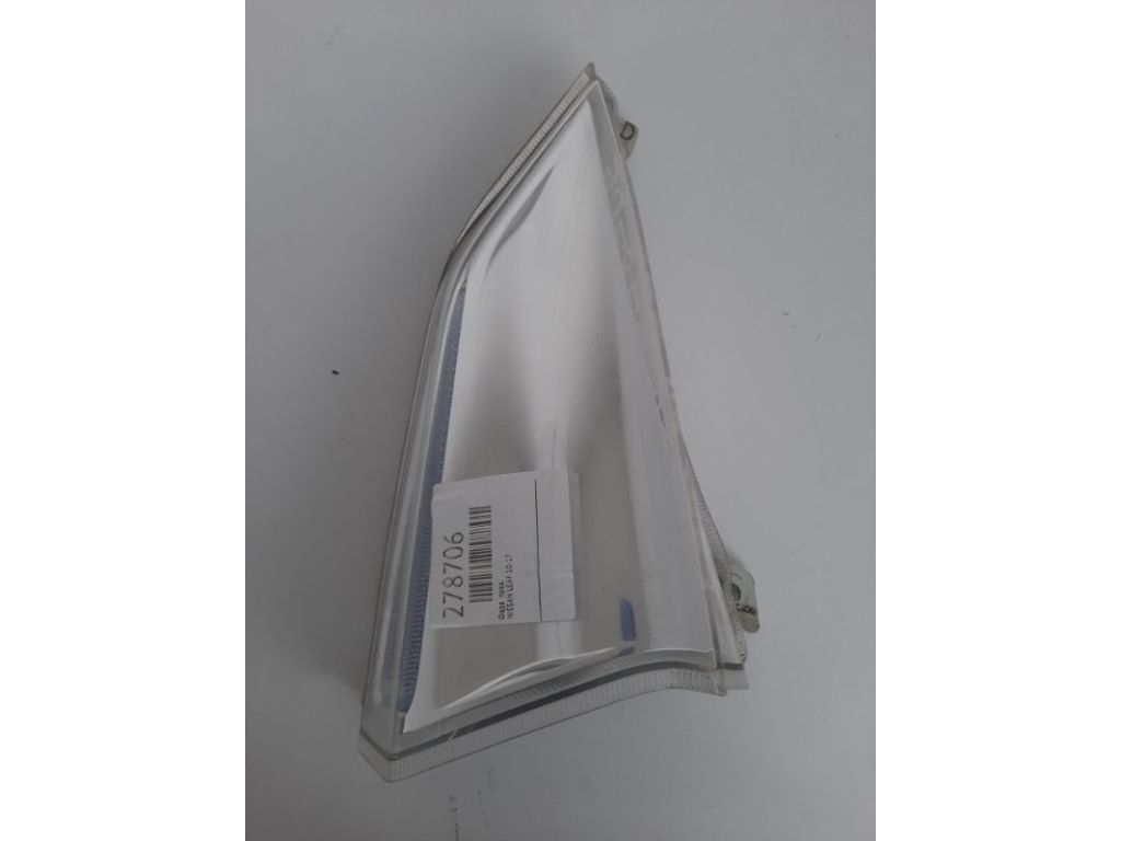 26180-3NL0A | Указатель поворота передн. прав. NISSAN LEAF 10-17