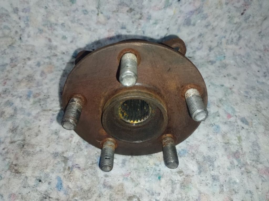 43550-47011 | Маточина колеса передн. TOYOTA PRIUS - 30 09-17