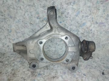 Кулак поворотний передн. лів. TOYOTA PRIUS - 30 09-17
