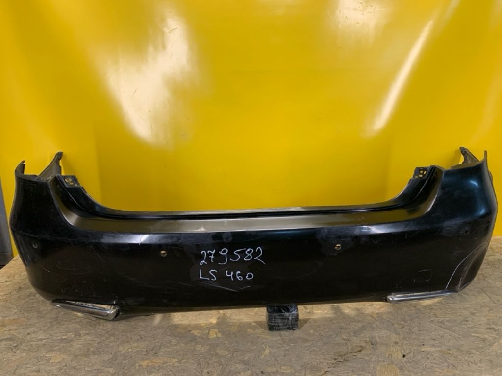 52159-50932 | Бампер задній LEXUS LS460 12-