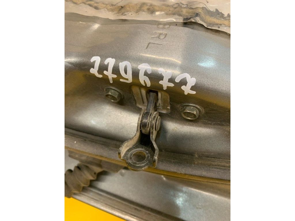 82430-CA010 | Обмежувач дверей задн. лів. NISSAN MURANO Z50 02-07