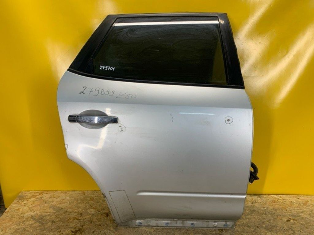 H2100-CA0MM | Двері задн. прав. NISSAN MURANO Z50 02-07