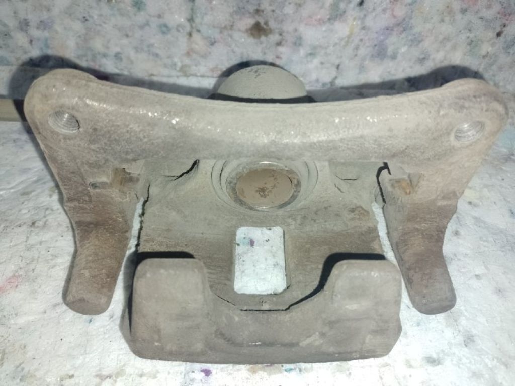 4605A263 | Суппорт тормозной задн. лев. MITSUBISHI OUTLANDER XL 05-13 - Фото 2