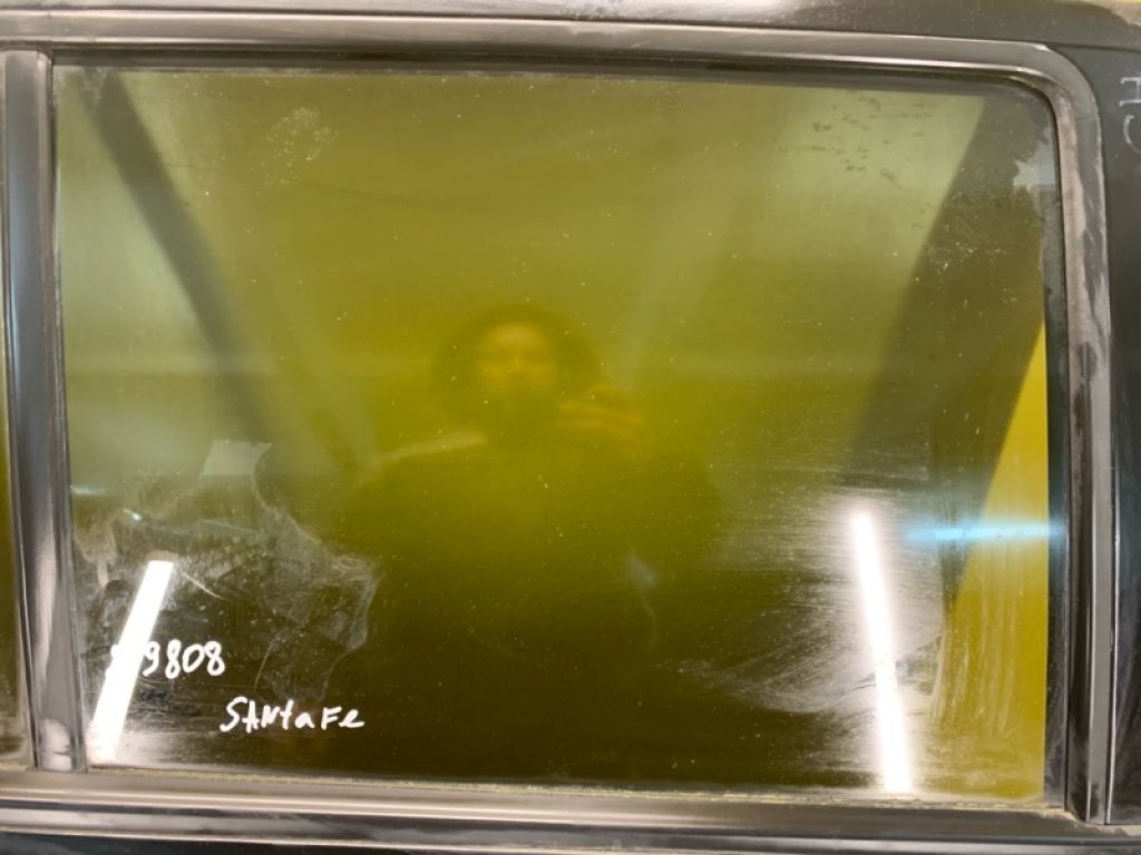 83420-0W020 | Стекло двери задн. прав. HYUNDAI SANTA FE (CM) 05-12