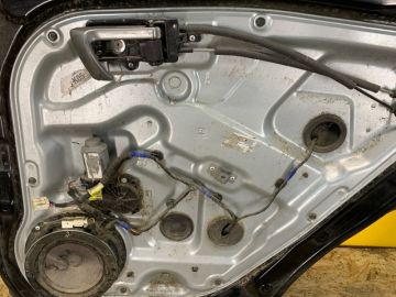 Склопідйомник задн. прав. HYUNDAI SANTA FE (CM) 05-12