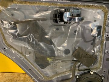 Стеклоподъемник задн. лев. NISSAN QASHQAI 07-14
