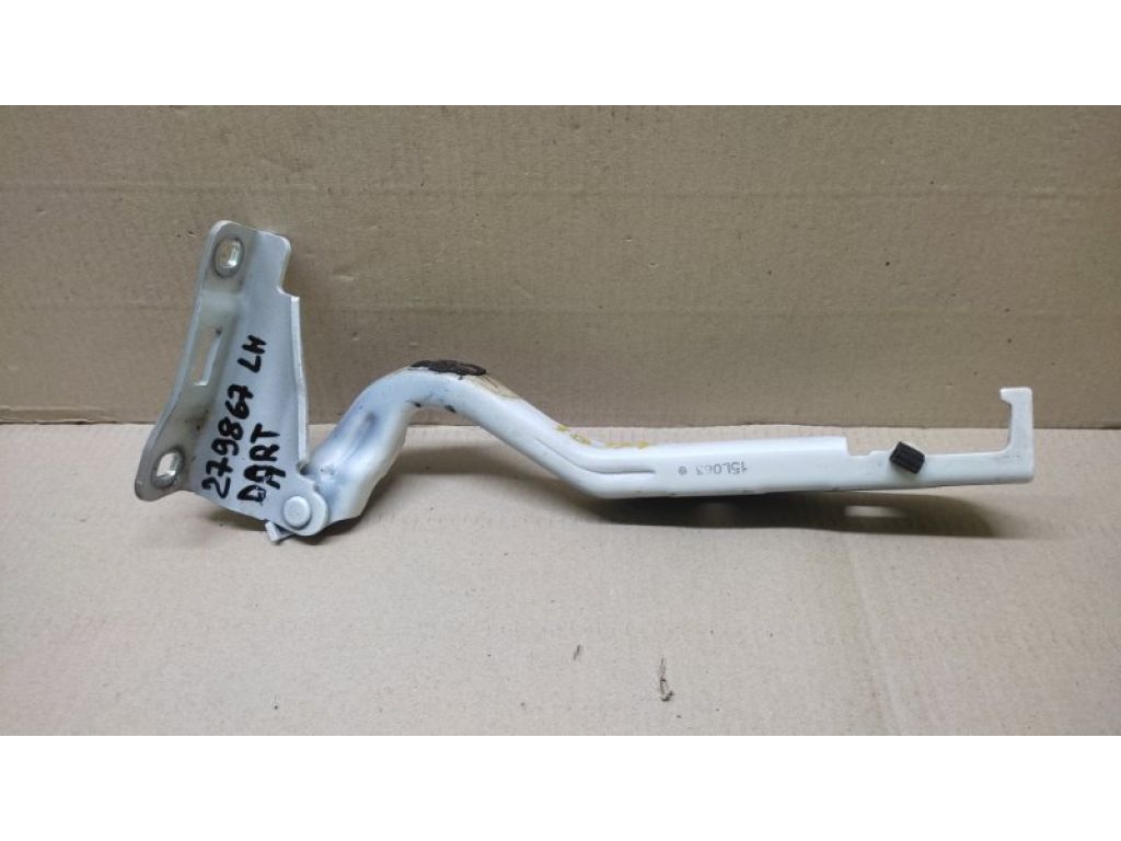 68082131AA | Петля капота лев. DODGE DART 12-16