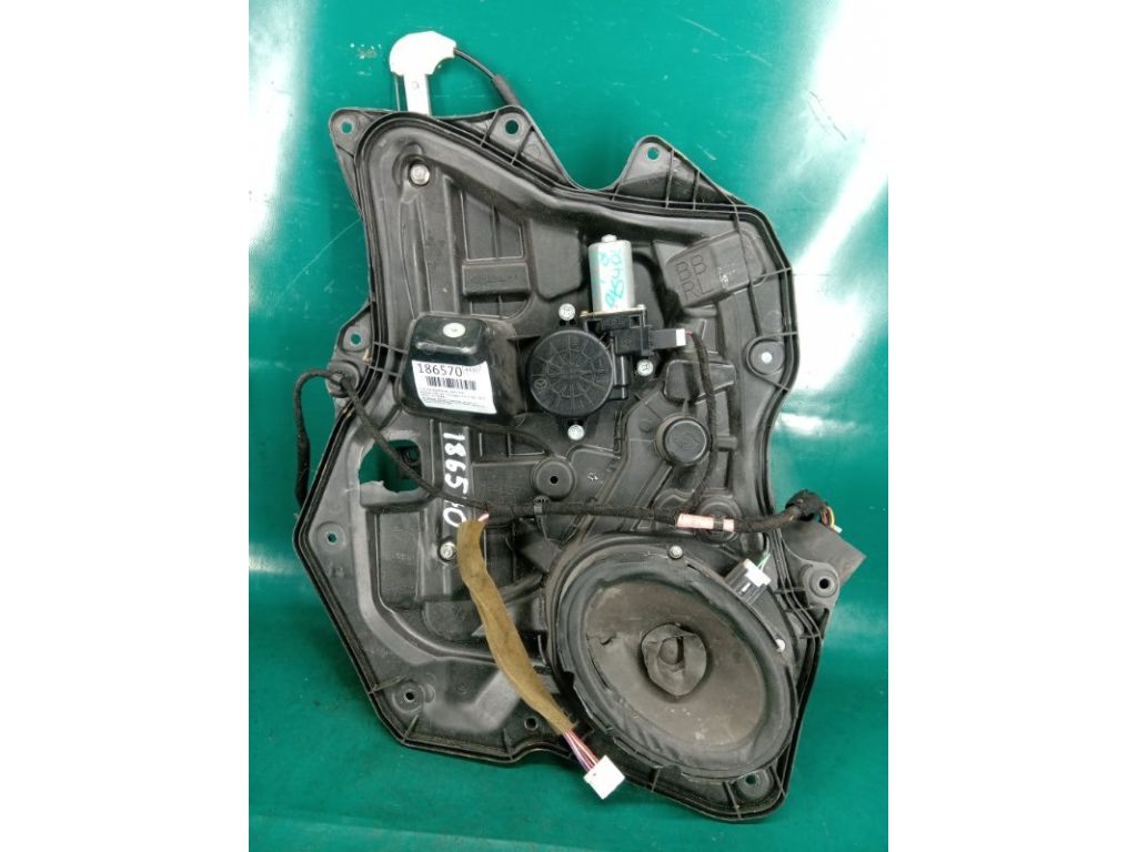 BBM4-73-590 | Стеклоподъемник задн. лев. MAZDA 3 BL 09-13