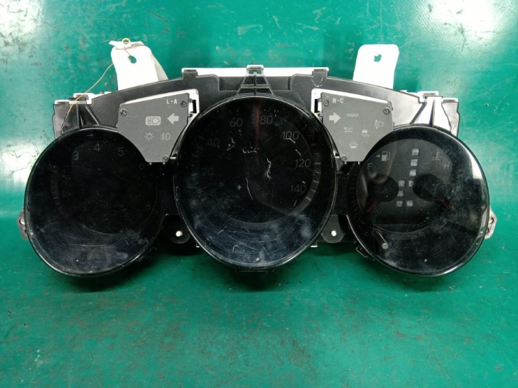 83800-33610 | Панель приладів LEXUS ES300 ES330 01-06