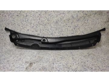 Пластик под лобовое стекло / Жабо DODGE DART 12-16 Пластик под лобовое стекло / Жабо DODGE DART 12-16