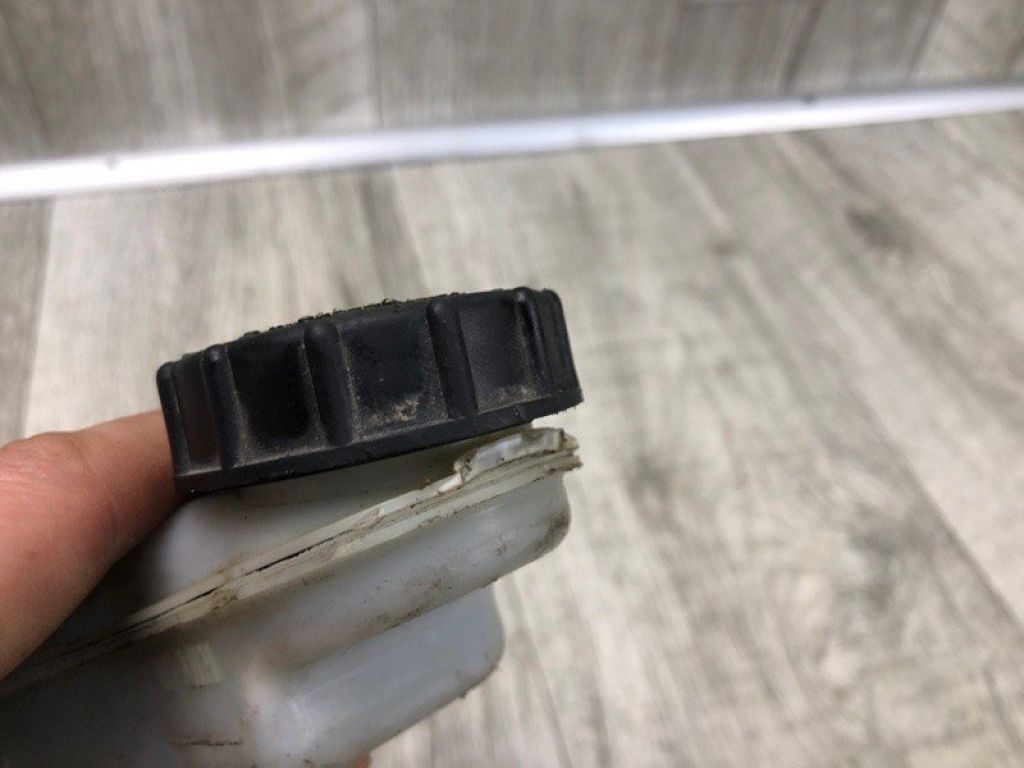 EV6Z-2140-A | Главный тормозной цилиндр FORD FOCUS 10-18 - Фото 8