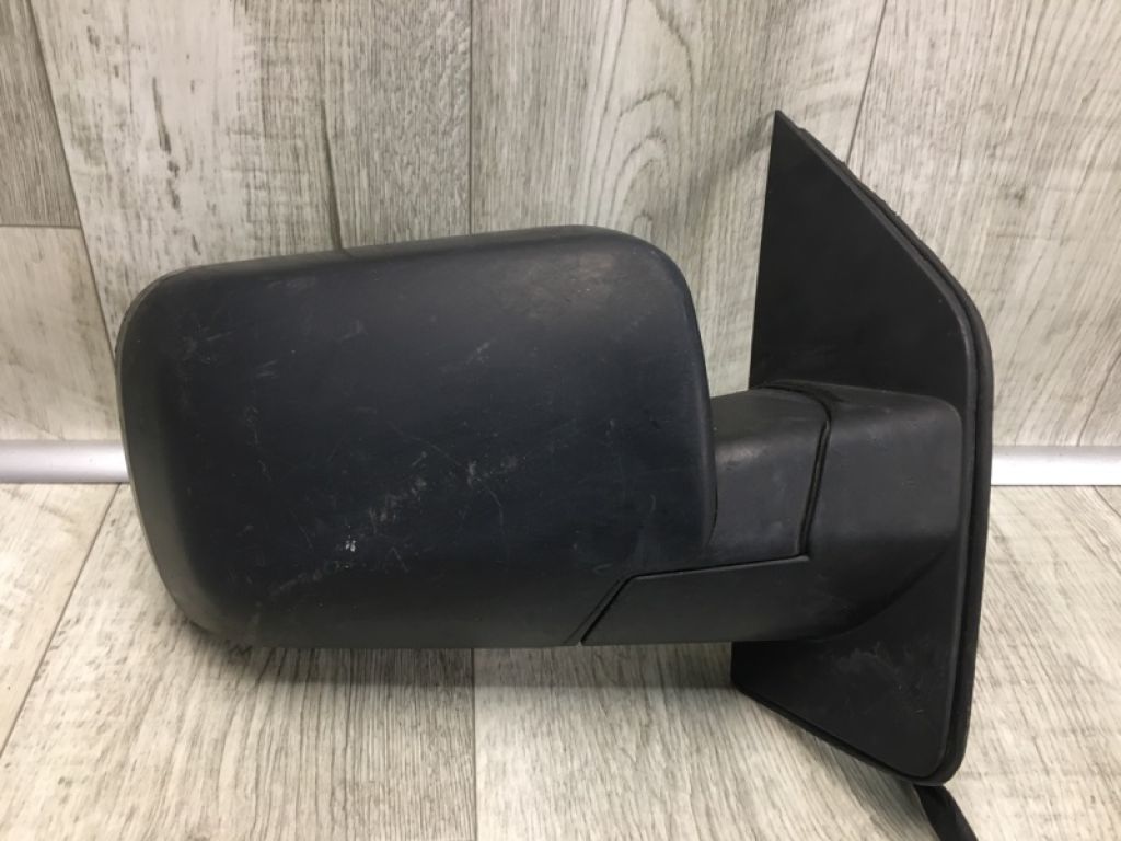 96301-ZR10A | Дзеркало прав. NISSAN QX56 / TITAN / ARMADA 04-16