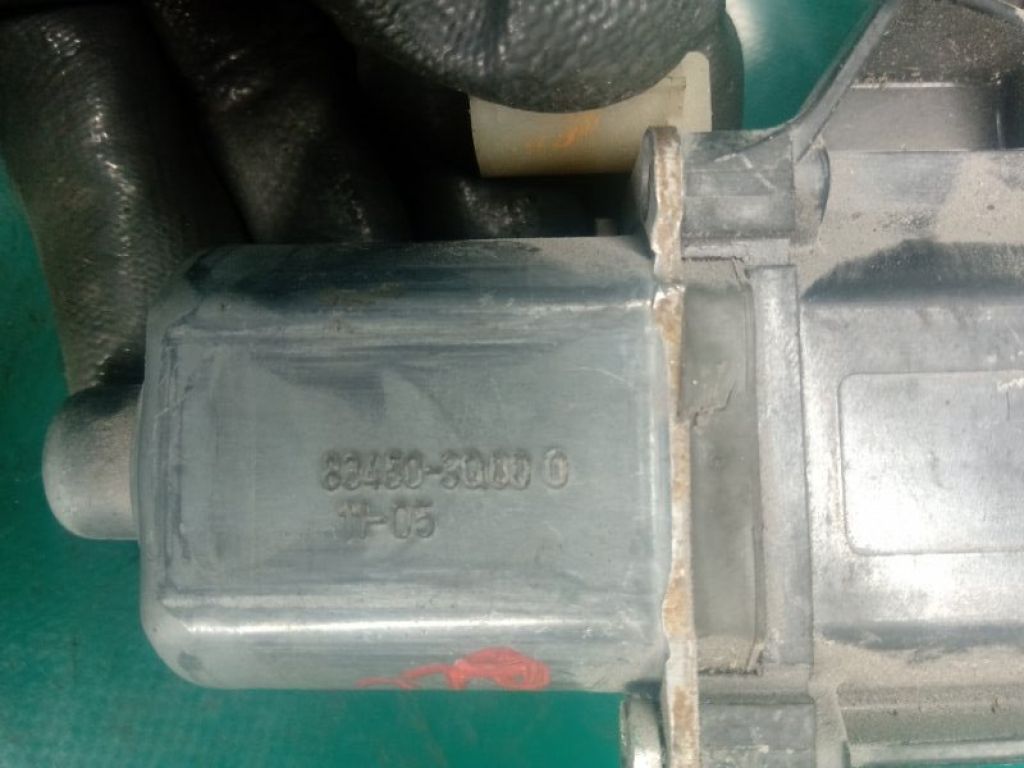 83450-3Q000 | Моторчик стеклоподъемника задн. лев. HYUNDAI SONATA YF 10-14 - Фото 7