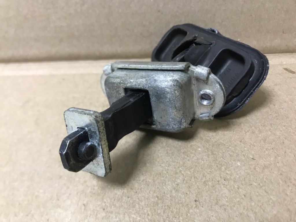 80430-JD000 | Обмежувач дверей задн. прав. NISSAN QASHQAI 07-14 - Фото 2