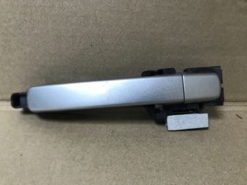 Ручка двері зовнішня задн. прав. NISSAN QASHQAI 07-14