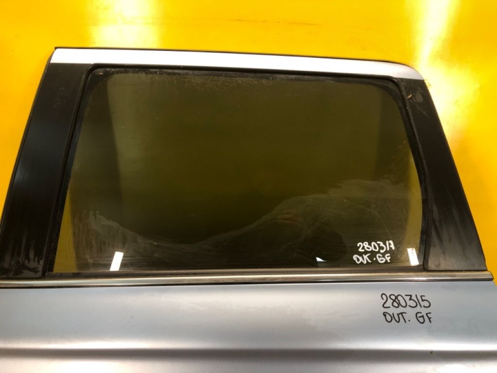 5736A329 | Стекло двери задн. лев. MITSUBISHI OUTLANDER GF 12-