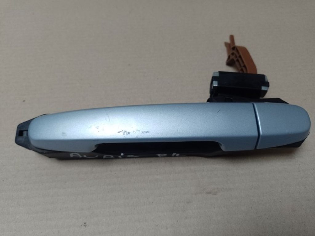69211-12220-03 | Ручка двері зовнішня задн. лів. TOYOTA AURIS 06-12