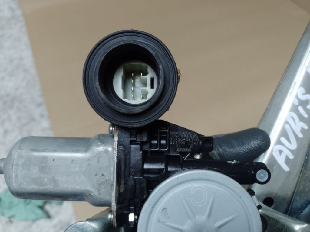 Стеклоподъемник задн. прав. TOYOTA AURIS 06-12 - Фото 3