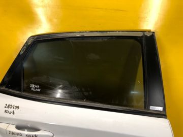Скло дверей задн. прав. HYUNDAI KONA OS 17-23