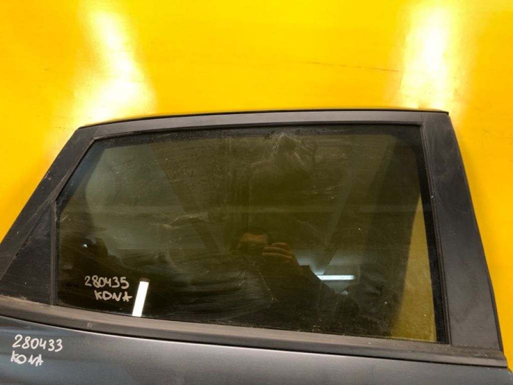 83420 J9020 | Скло дверей задн. прав. HYUNDAI KONA OS 17-23