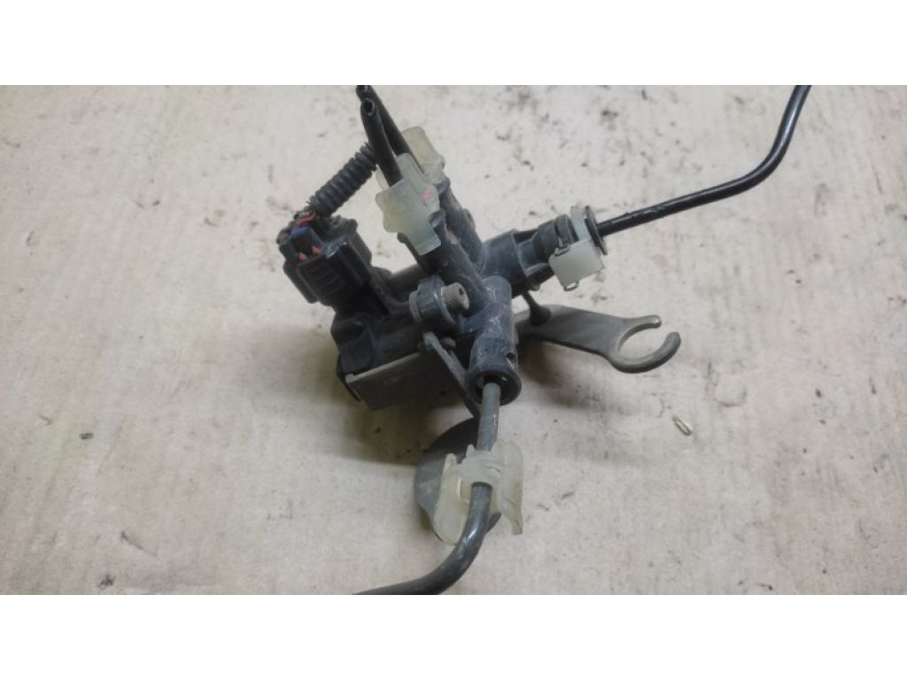 48910-60020 | Компресор пневмопідвіски LEXUS GX470 02-09 - Фото 2