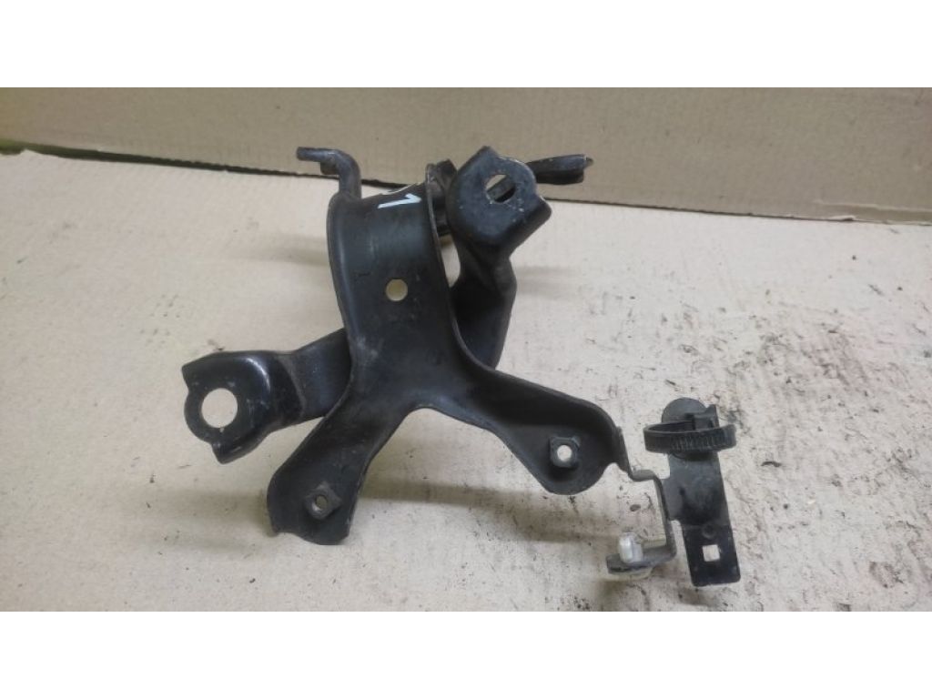 48911-50040 | Кронштейн крепления компрессора пневмоподвески LEXUS LS430 00-06 - Фото 3