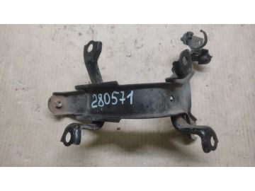 Кронштейн крепления компрессора пневмоподвески LEXUS LS430 00-06